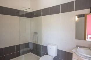 Lagoa Portugal Booking Code