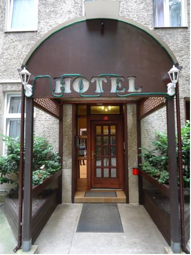 ドイツ Booking.com