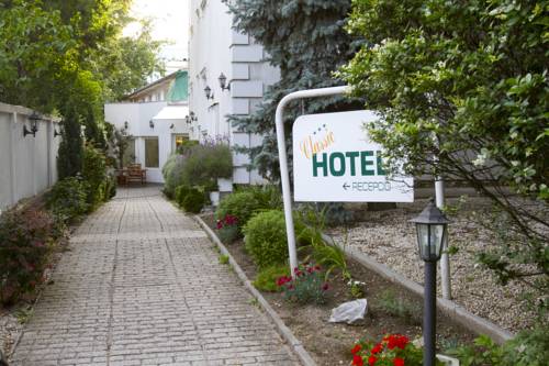 Венгрия Booking.com
