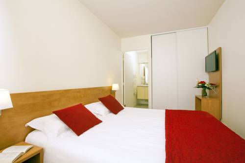 Франция Booking.com
