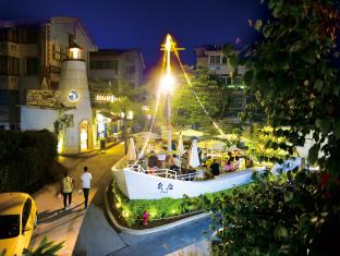 Xiamen China Booking Code