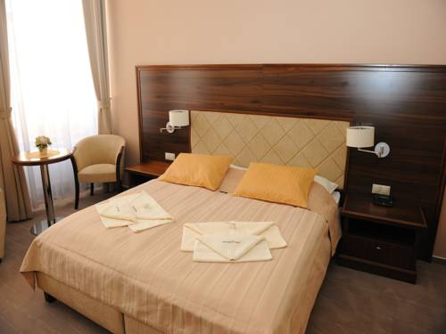 Словакия Booking.com