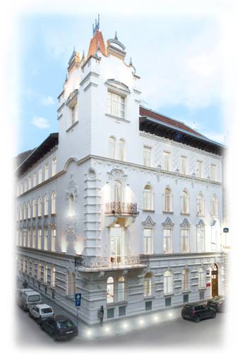 Венгрия Booking.com