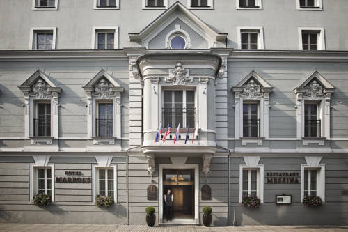 Словакия Booking.com