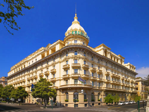 Италия Booking.com