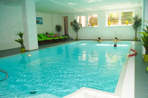 Германия Booking.com