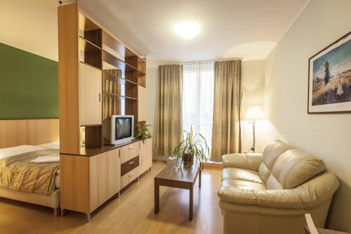 Венгрия Booking.com
