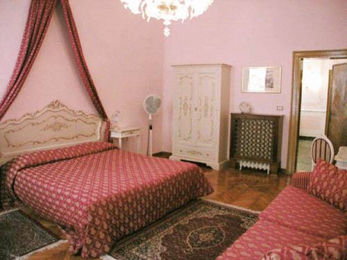 Италия Booking.com