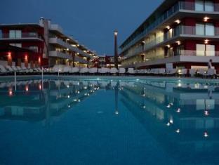 Lagoa Portugal Booking Code