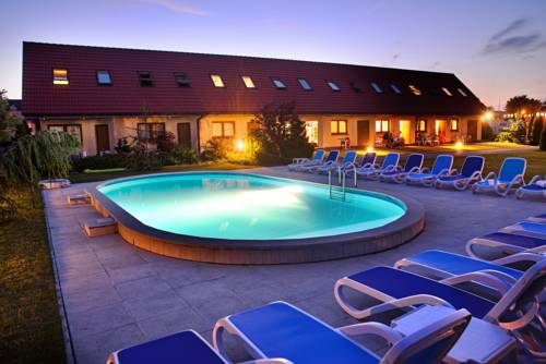 ポーランド Booking.com
