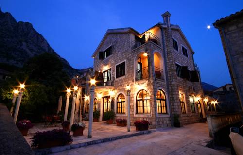 黑山共和国 Booking.com