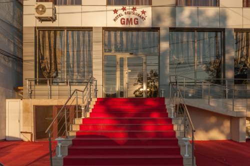 Румыния Booking.com
