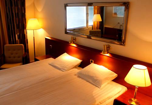 Швеция Booking.com
