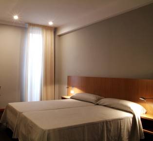 Испания Booking.com