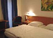 ドイツ Booking.com