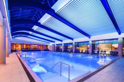 Румыния Booking.com