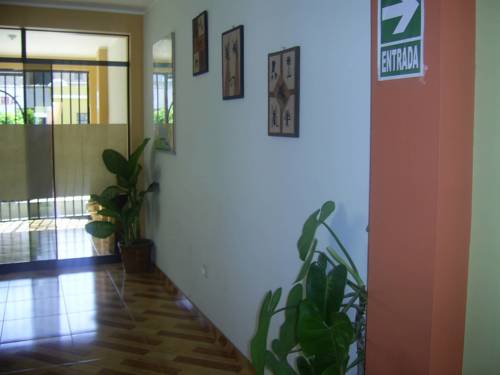 Перу Booking.com