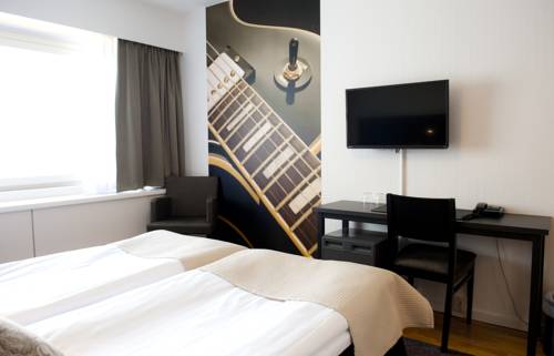 Швеция Booking.com