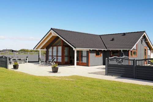 Hemmet Denmark Booking
