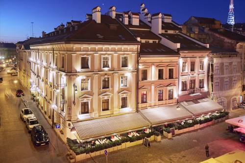 Украина Booking.com